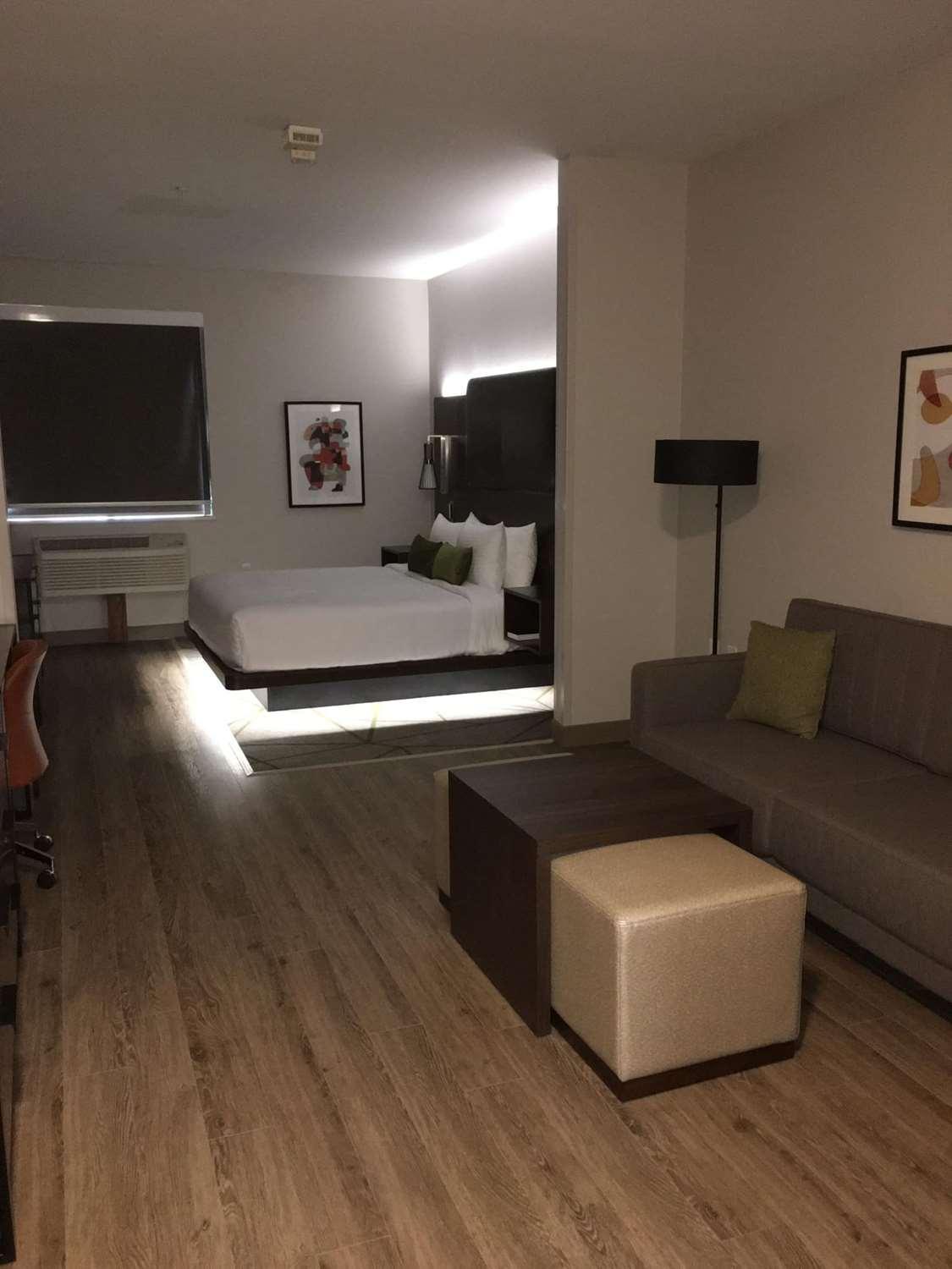 Best Western Plus Riata Brownwood Εξωτερικό φωτογραφία