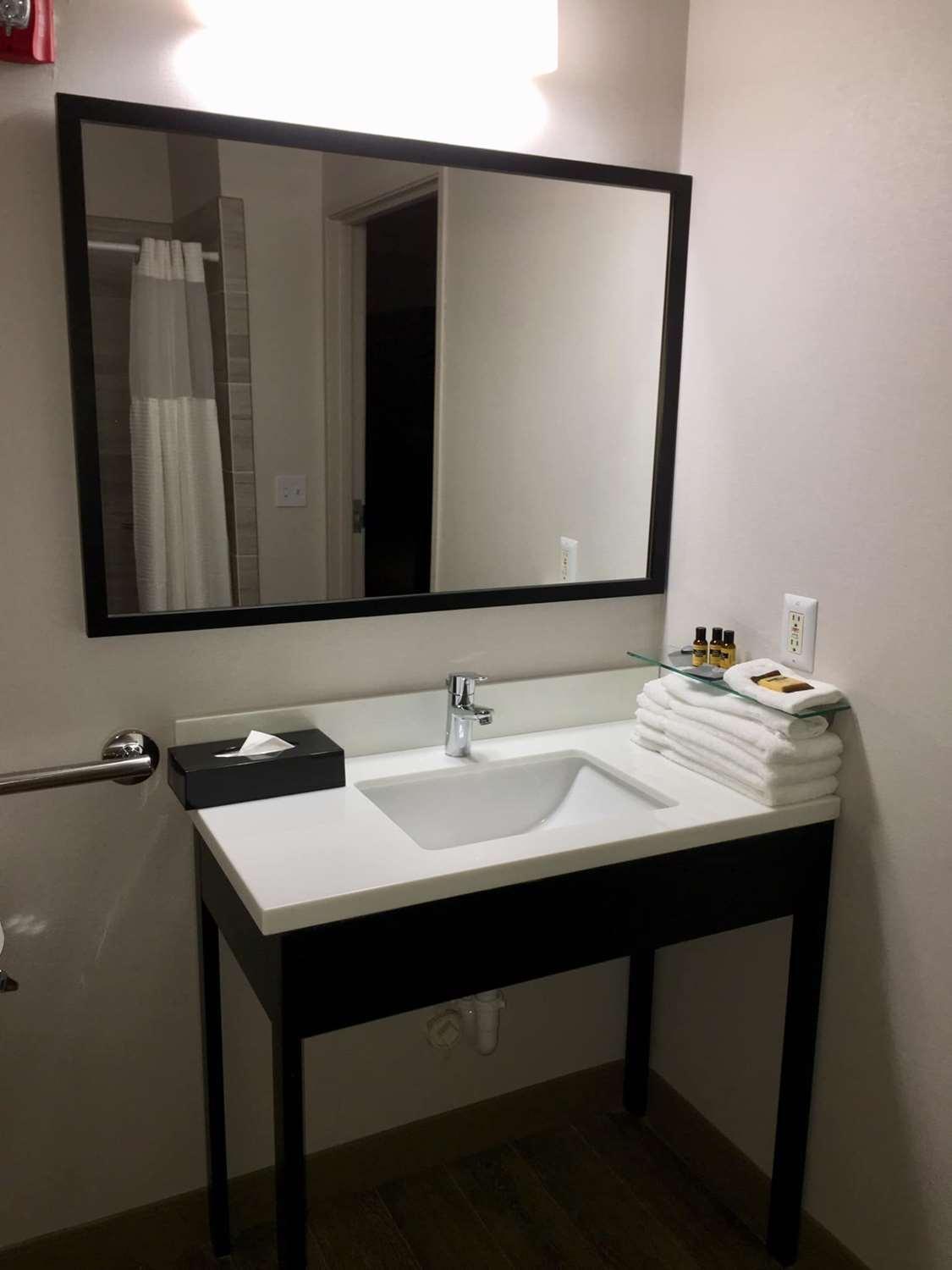 Best Western Plus Riata Brownwood Εξωτερικό φωτογραφία